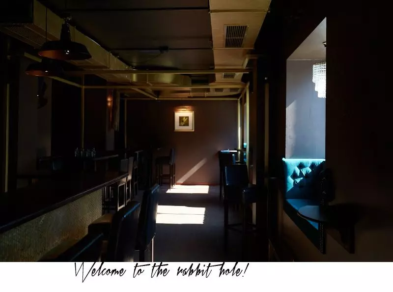 Femtastics-Constanze-Lay-the-Rabbithole-Bar