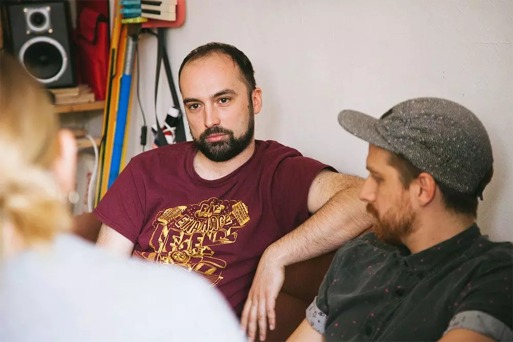 12-interview-ghostbastlers