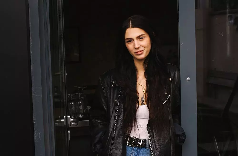 16-stefanie-horn-isabella-hager