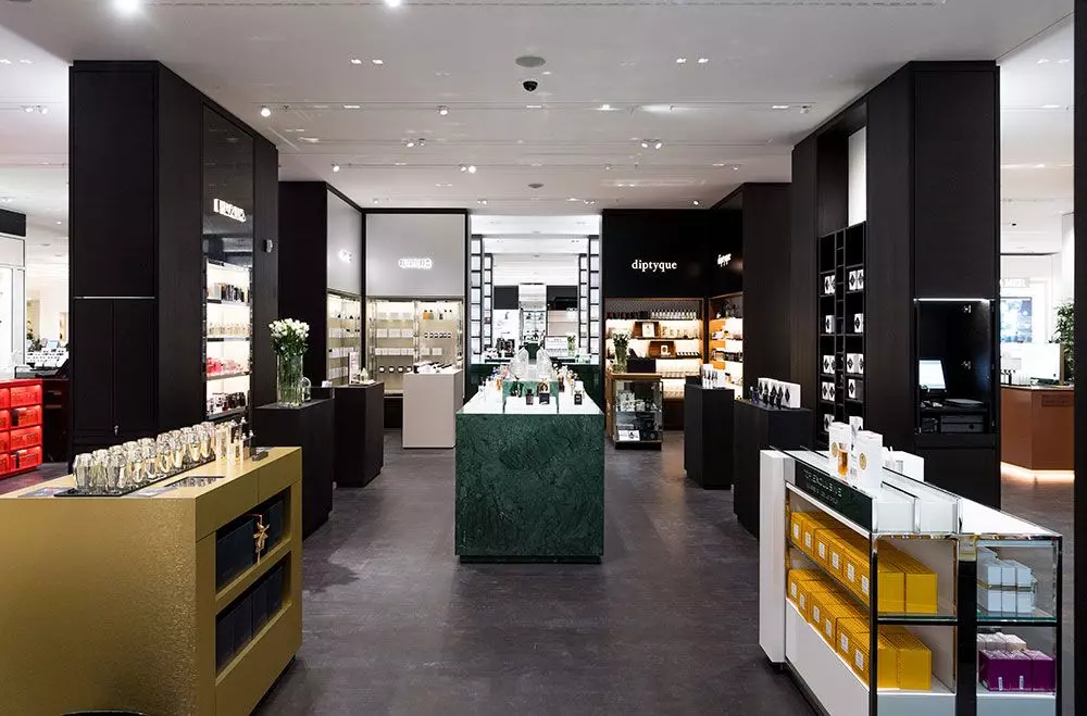 femtastics-Alsterhaus-DIE-NEUE-SCHOeNHEIT-Parfum