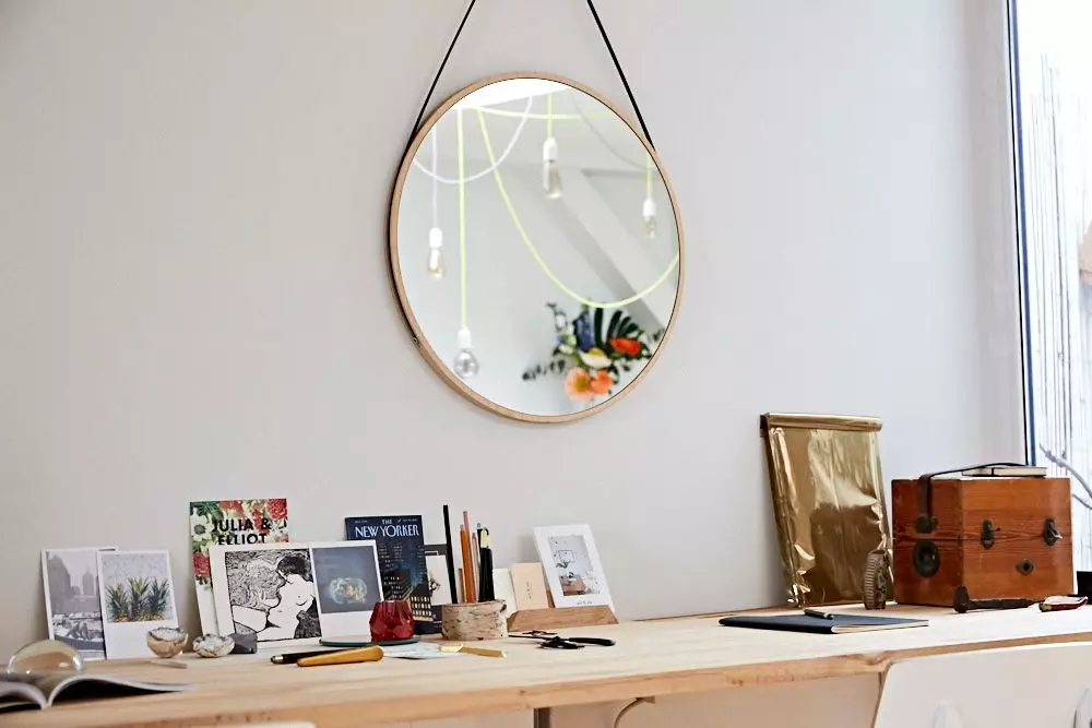 femtastics-Interior-Trend-Wandspiegel-rund