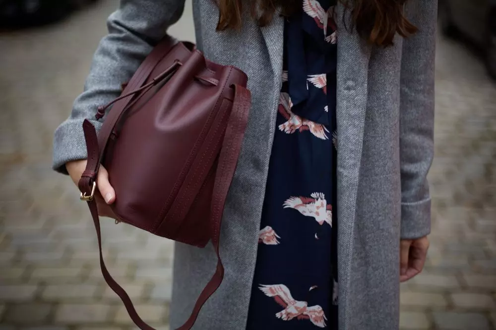 femtastics-Jessica-Baeumler-Mint-and-berry-mantel-tasche