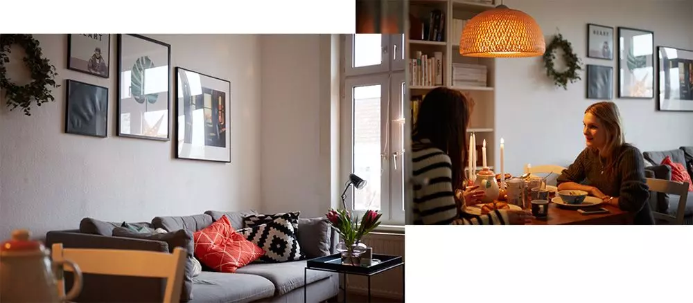 femtastics-Jessica-Baeumler-Wohnzimmer-Sofa