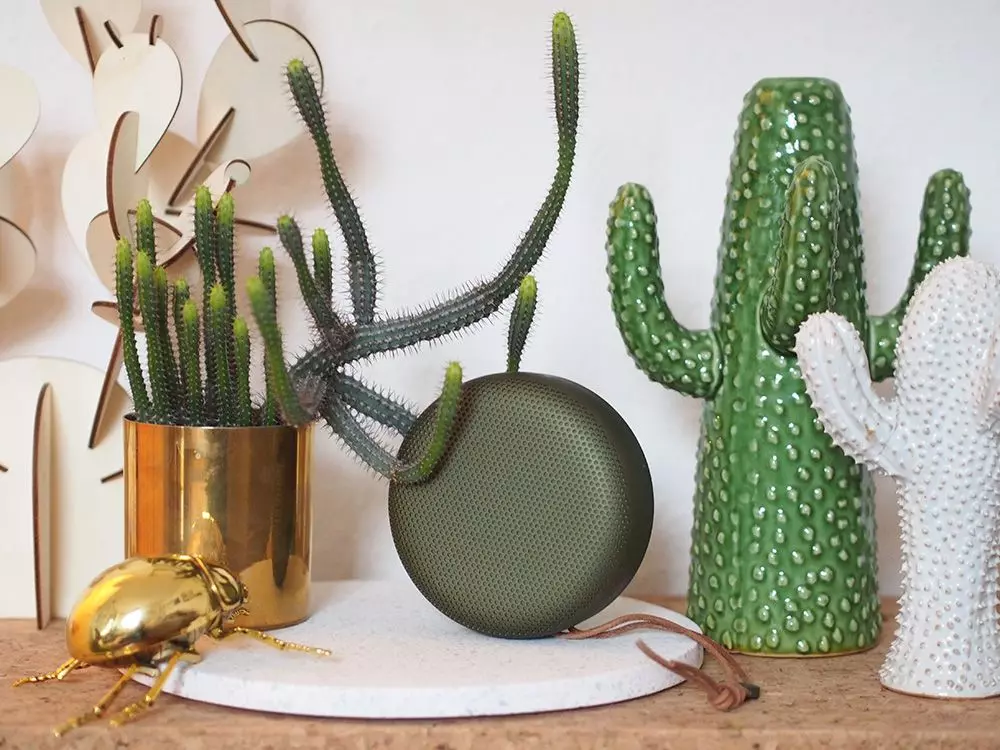 femtastics-beoplay-a1-katha