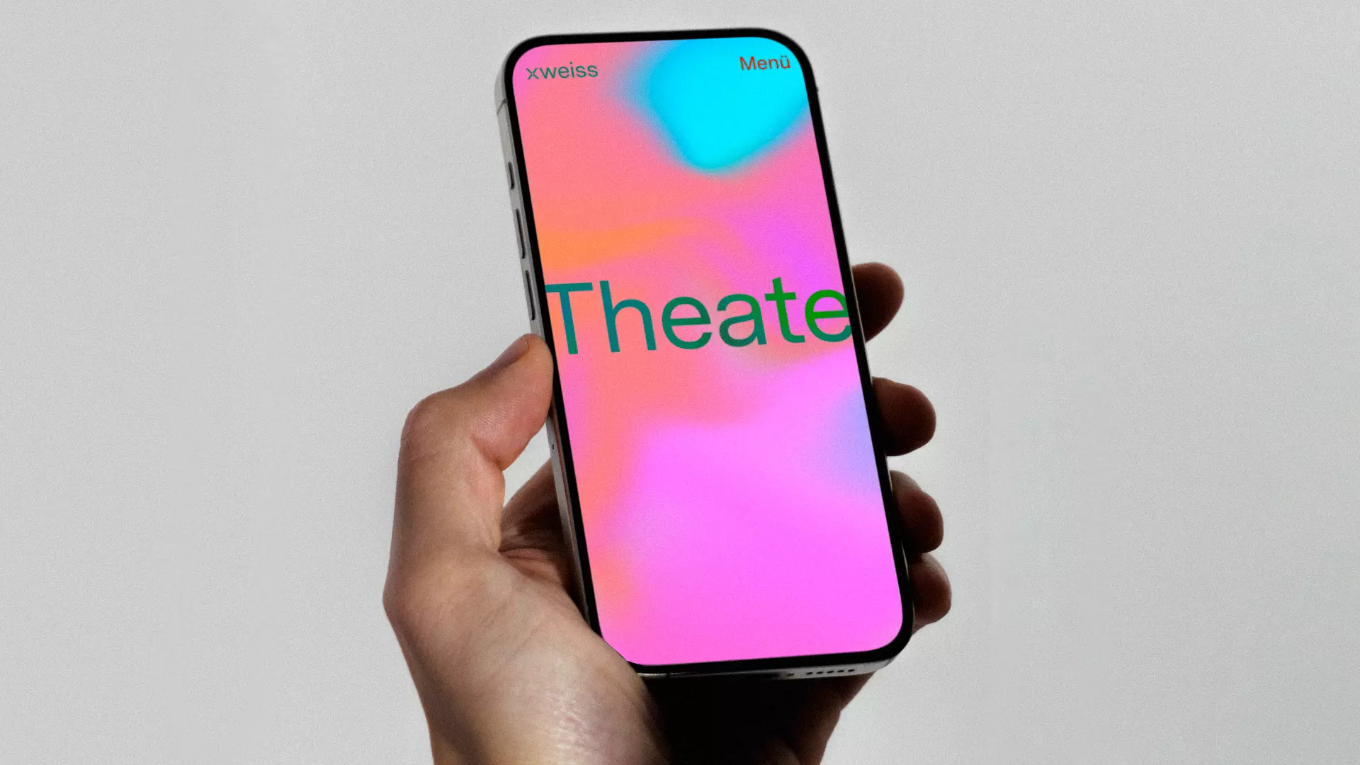 xweiss Website auf einem iPhone