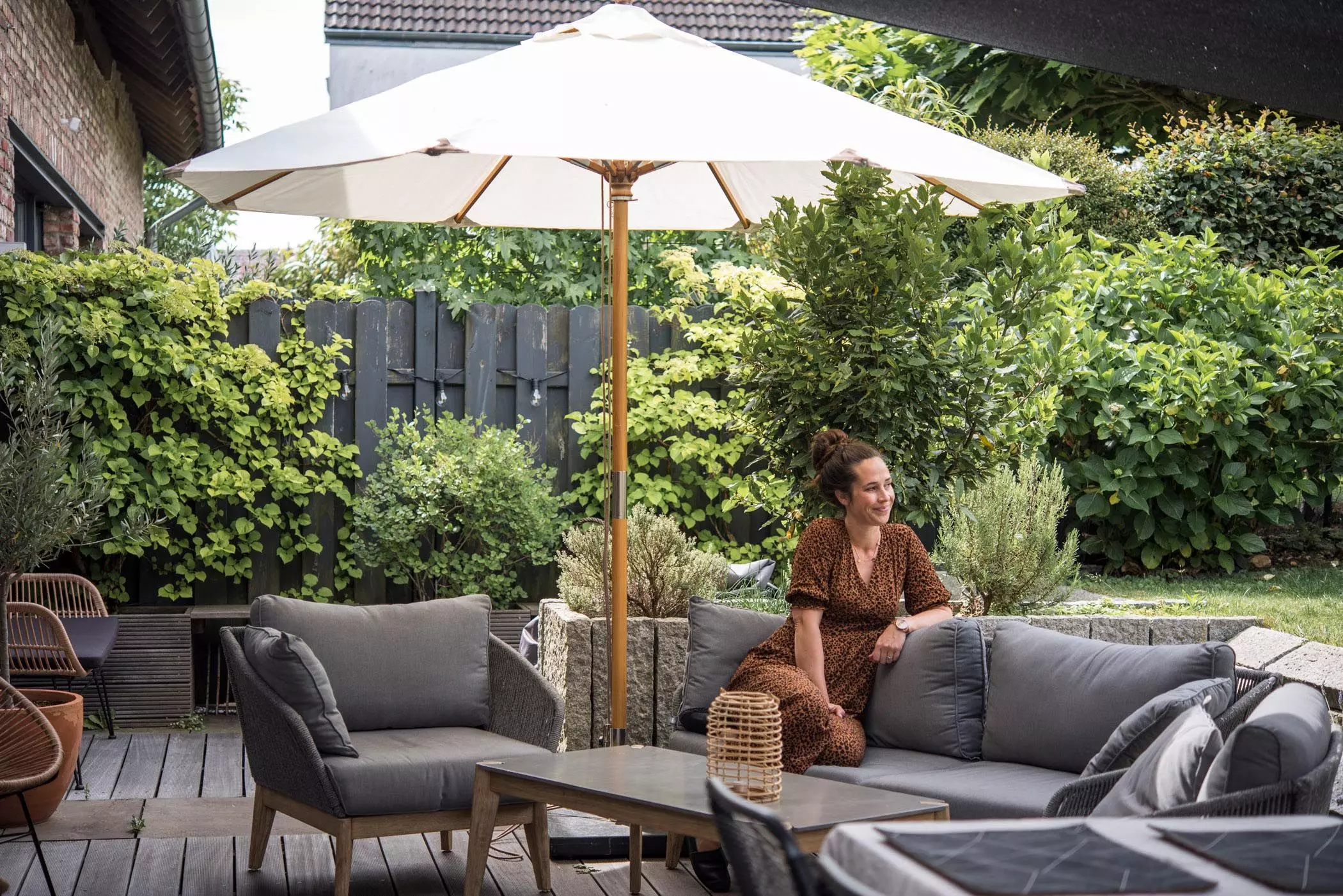 Laura Wuelfing auf ihrer Terrasse | femtastics