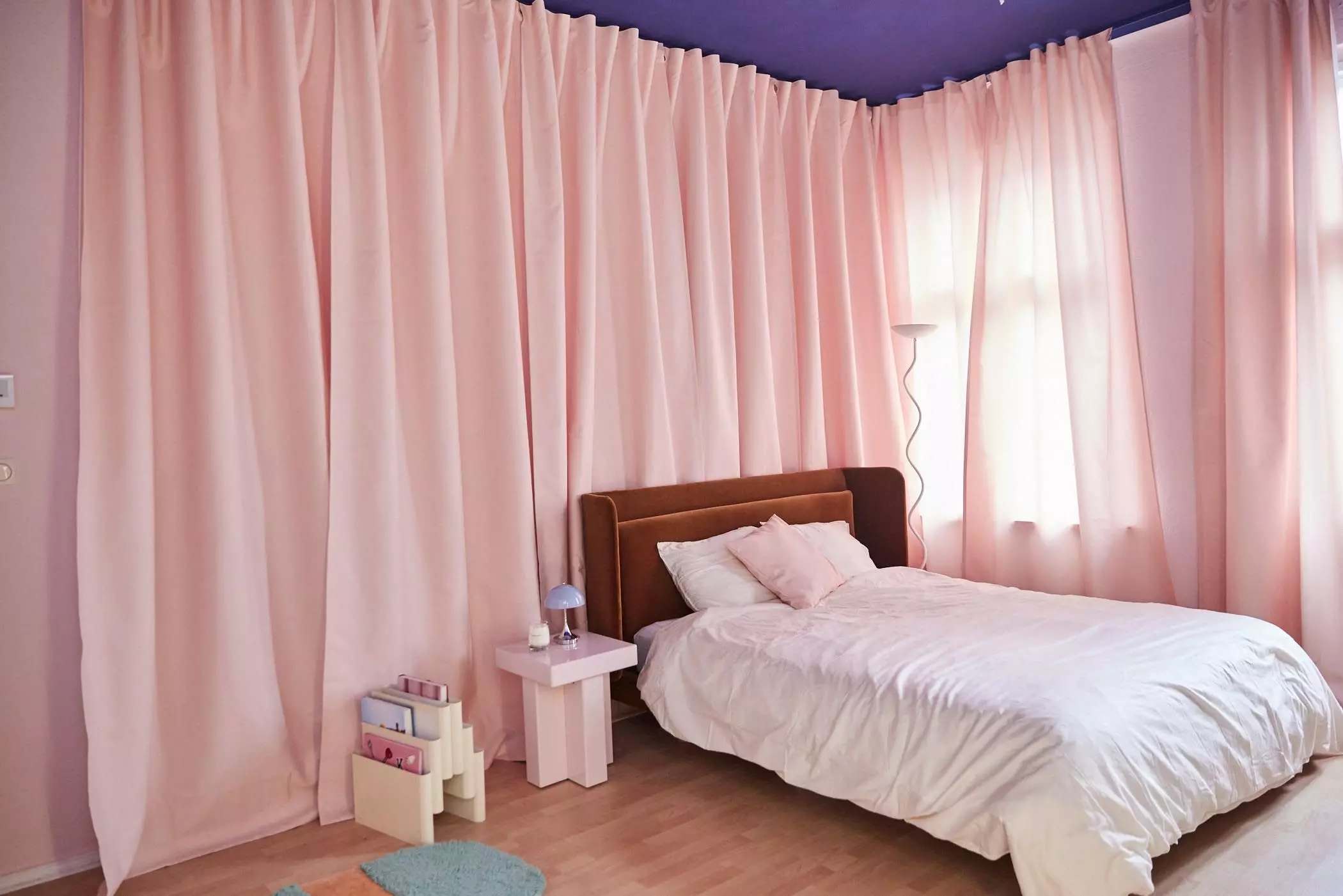 Rosafarbenes Schlafzimmer - femtastics