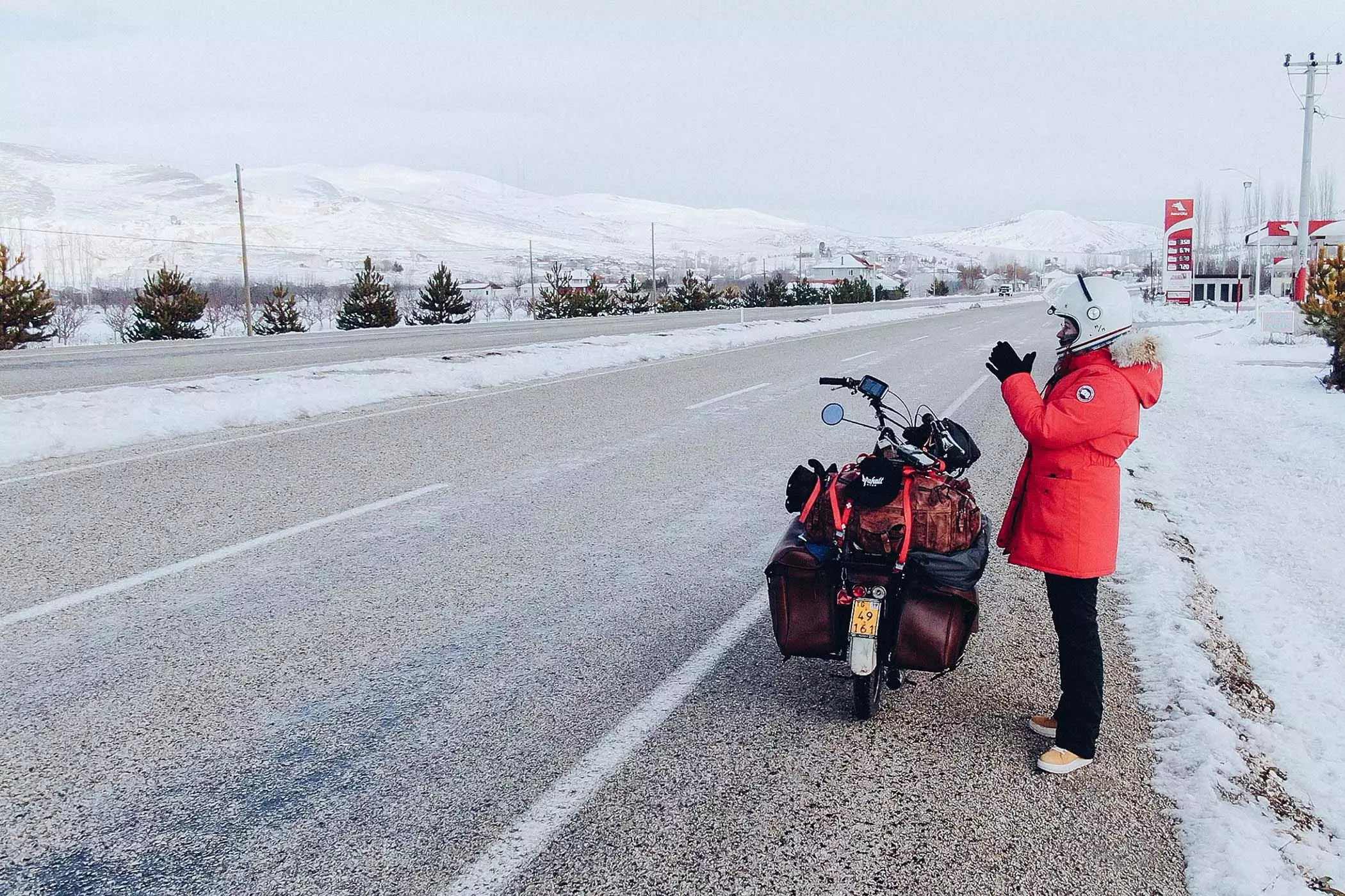 Unterwegs mit dem Mofa im türkischen Winter | femtastics