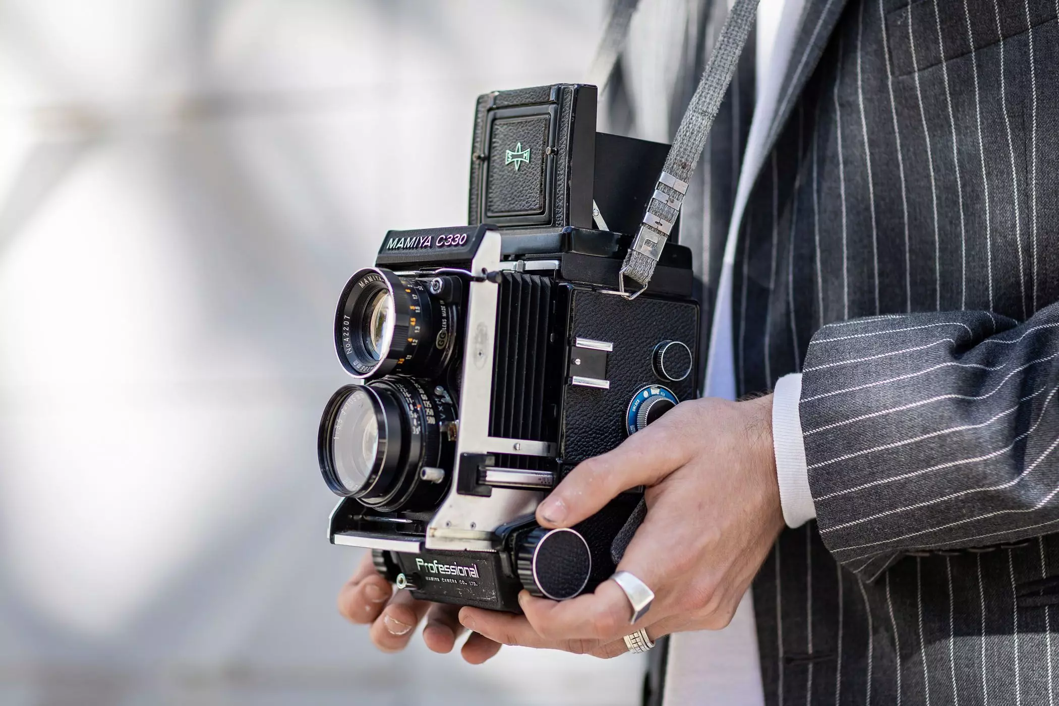 Analoge Kamera der Marke Mamiya | femtastics