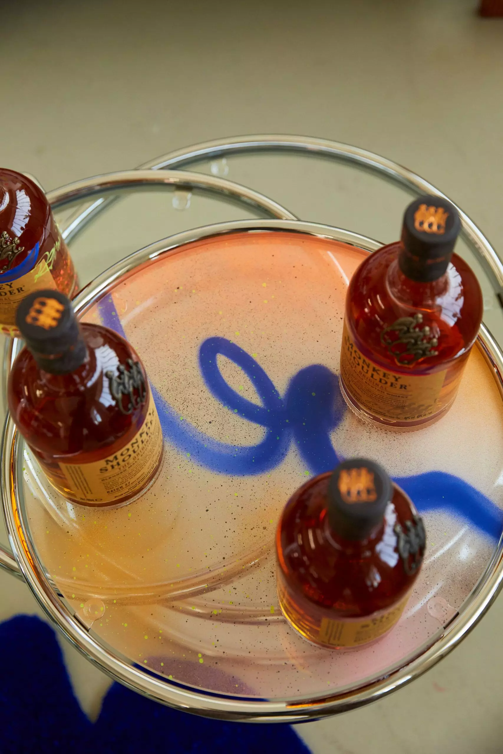 Monkey Shoulder Scotch Whisky im Hamburger Atelier der Künstlerin Anna T-Iron - femtastics