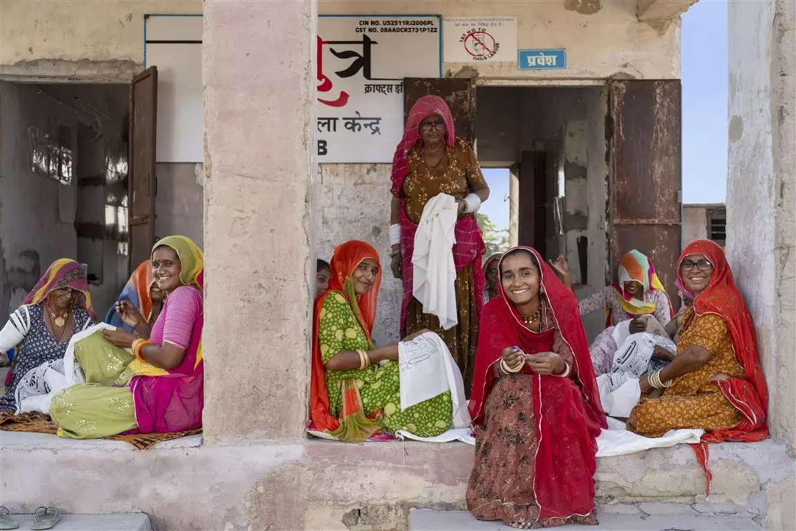 23_C_AxShovanGandhixRangsutra_EnvironmentalPortraits_3273