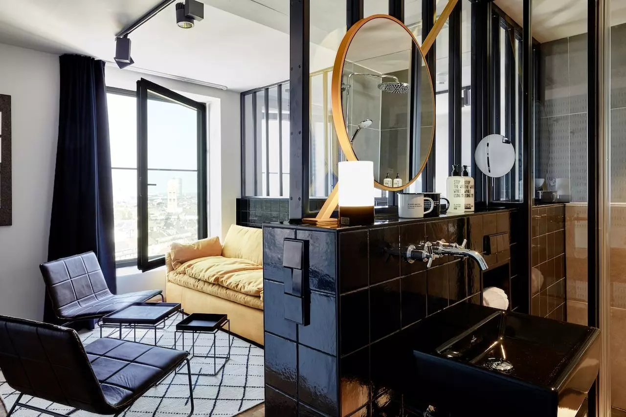 25h_Tour_SteveHerud_Rooms_German_Large_large (2)