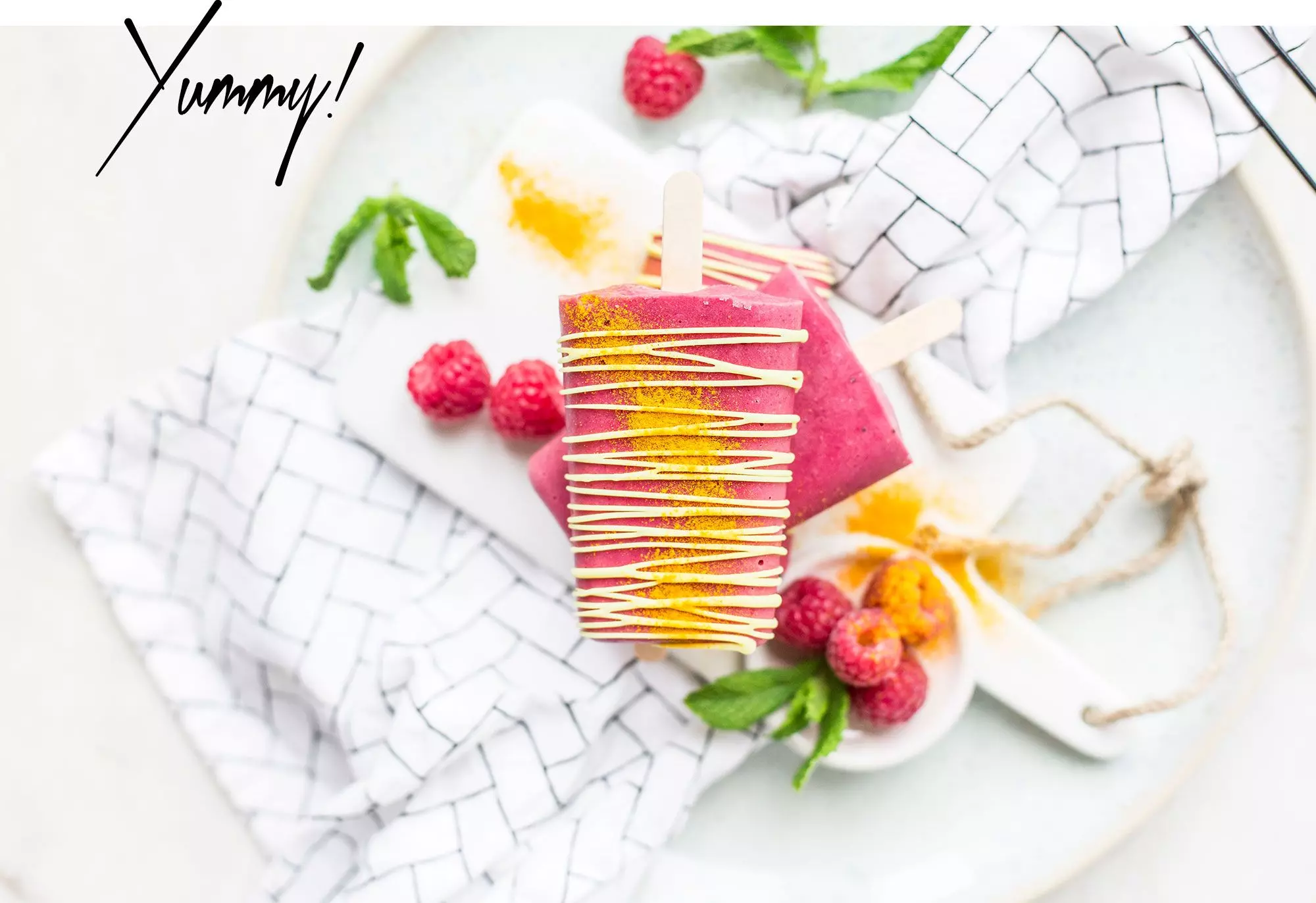 Femtastics-Rezept-Himbeer-Popsicles-weisse-Schokolade