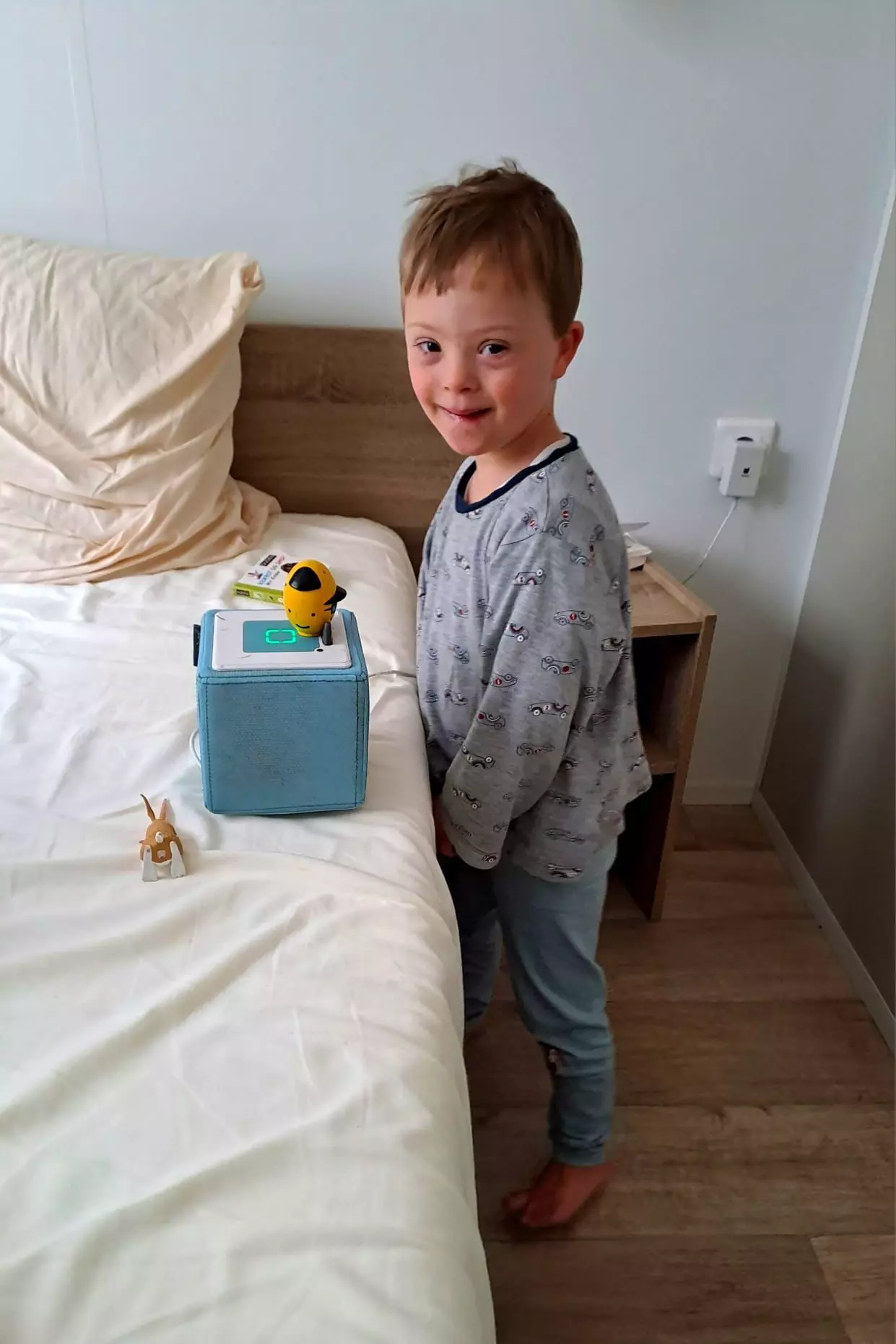 Alltag mit einem Kind mit Downsyndrom: Fritz liebt Musik und Tanzen.