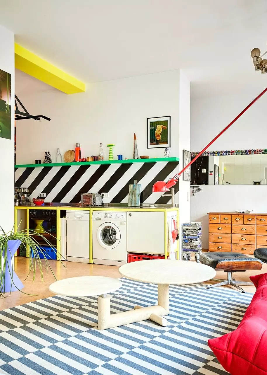 Küche im Memphis Design