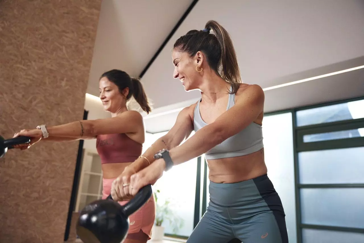 Gender_Exercice_Gap_Asics_02