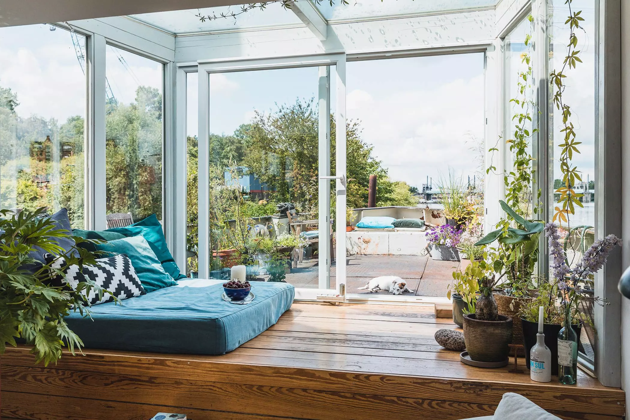 Hausboot-Fenster