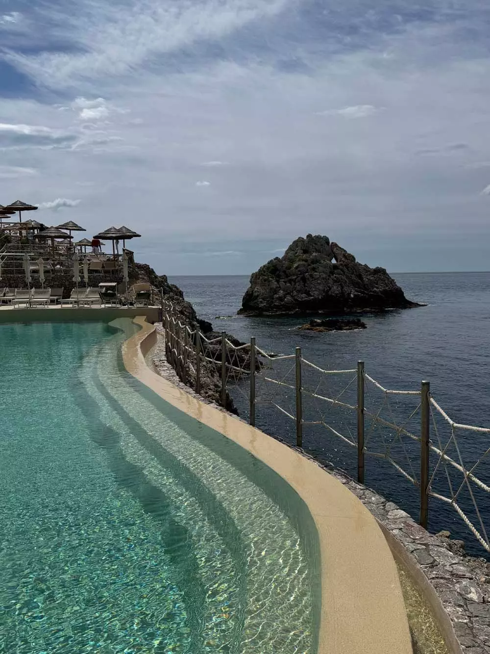 Pool und Meer "UNA Hotels Capotaormina"