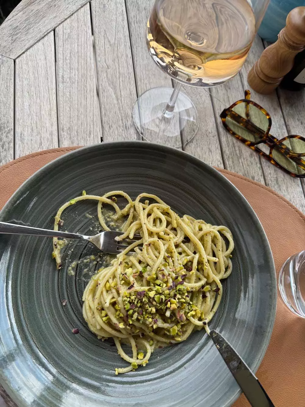 Spaghetti mit Pistazien-Pesto