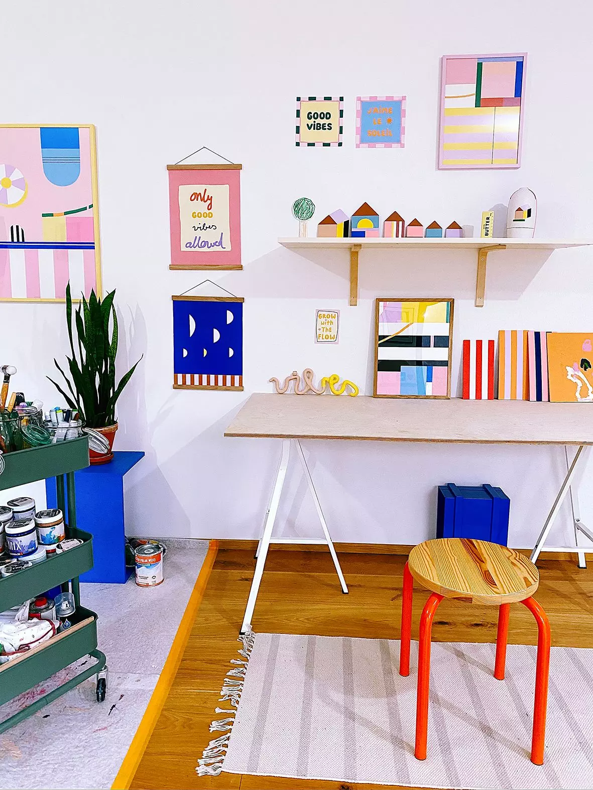 Zu Hause hat sich Ines Keck ihr eigenes Kreativstudio eingerichtet.