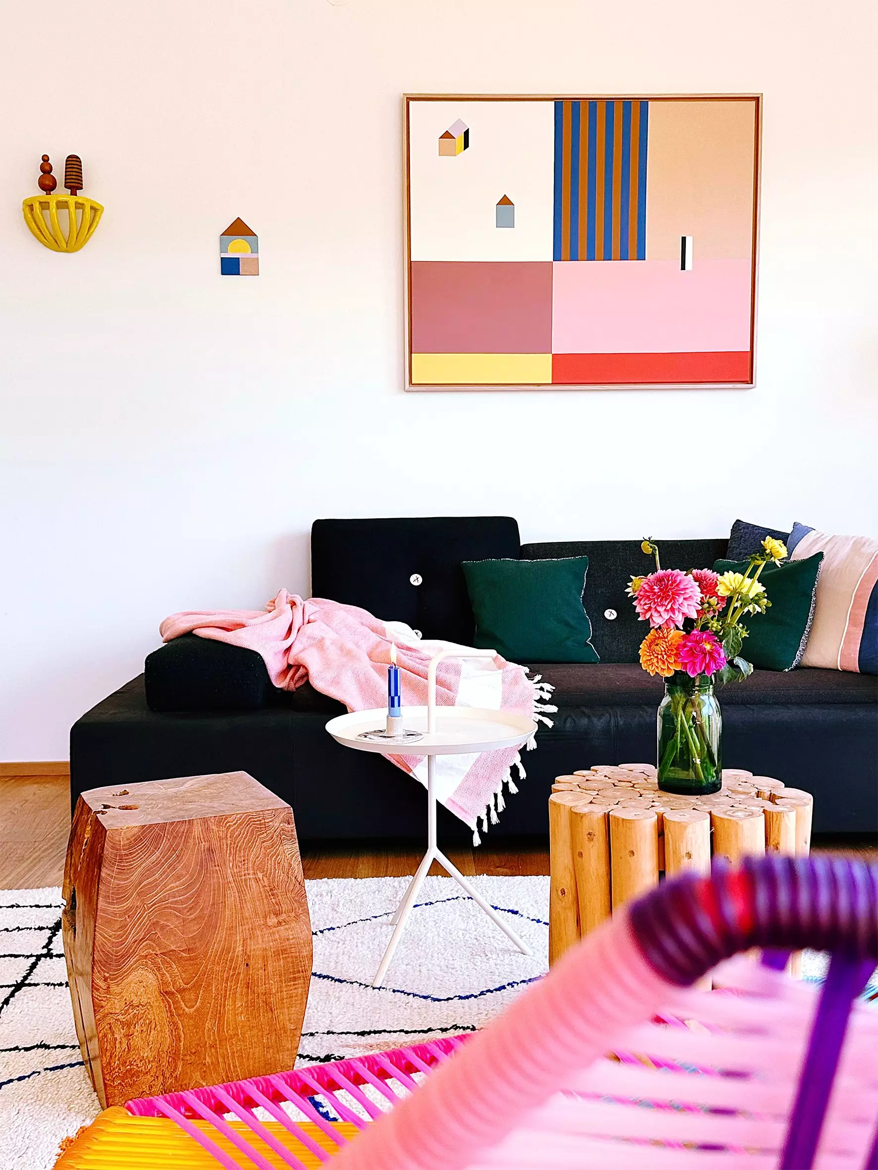 Designerin Ines Keck liebt bunte Farben und geometrische Formen.