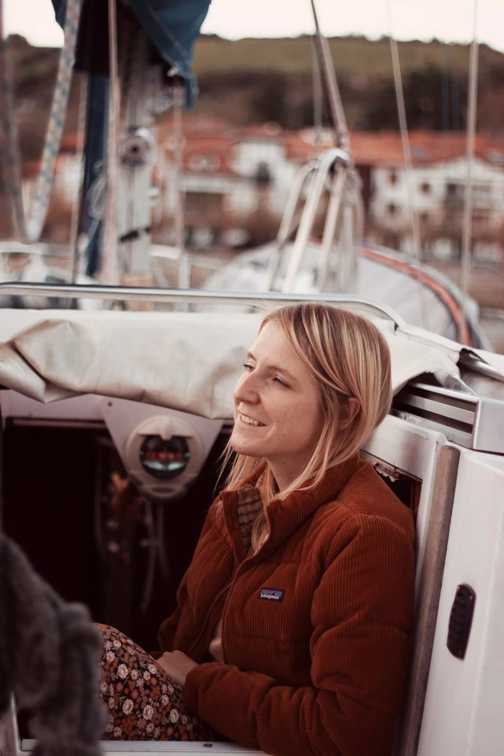 Katharina Charpian lebt auf einem Segelboot - femtastics