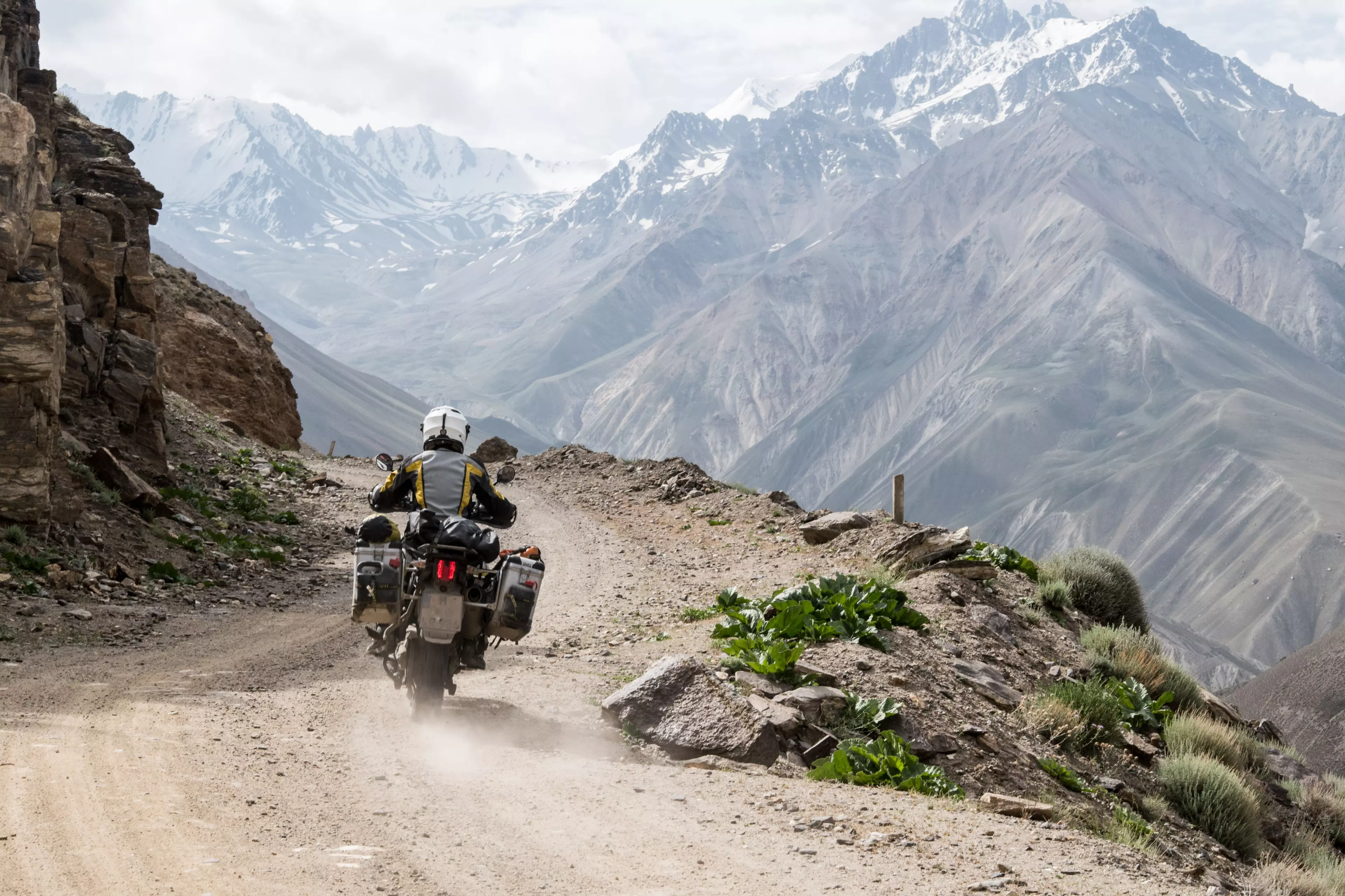 Lea-Rieck-Tajikistan-Motorrad