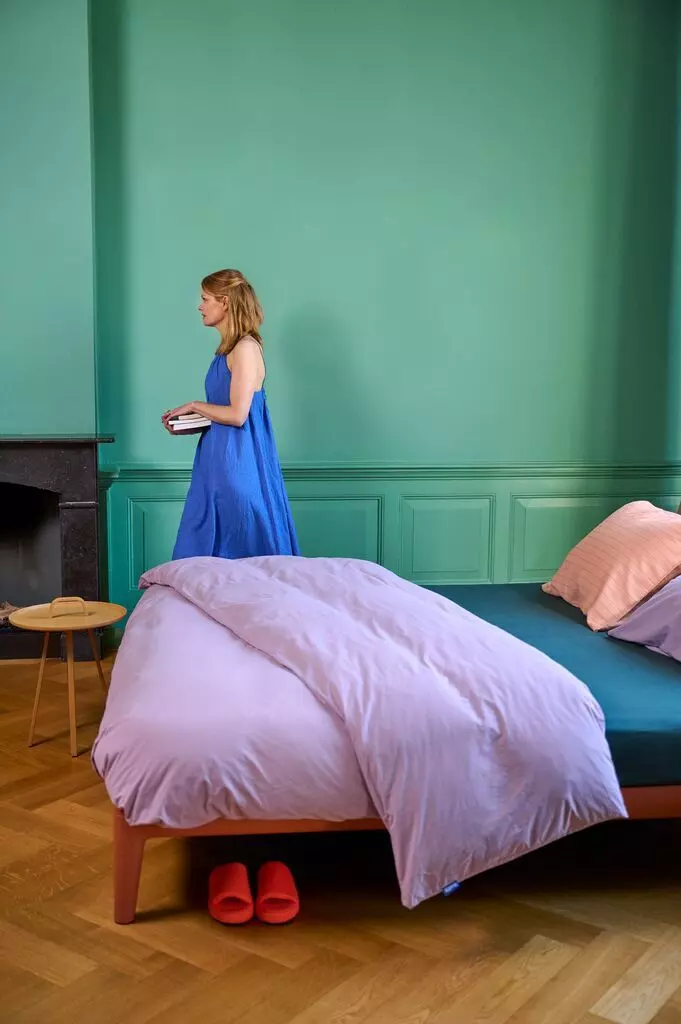 Medium-AUPING_Essential_Bed_Dusty Red_A400_0517