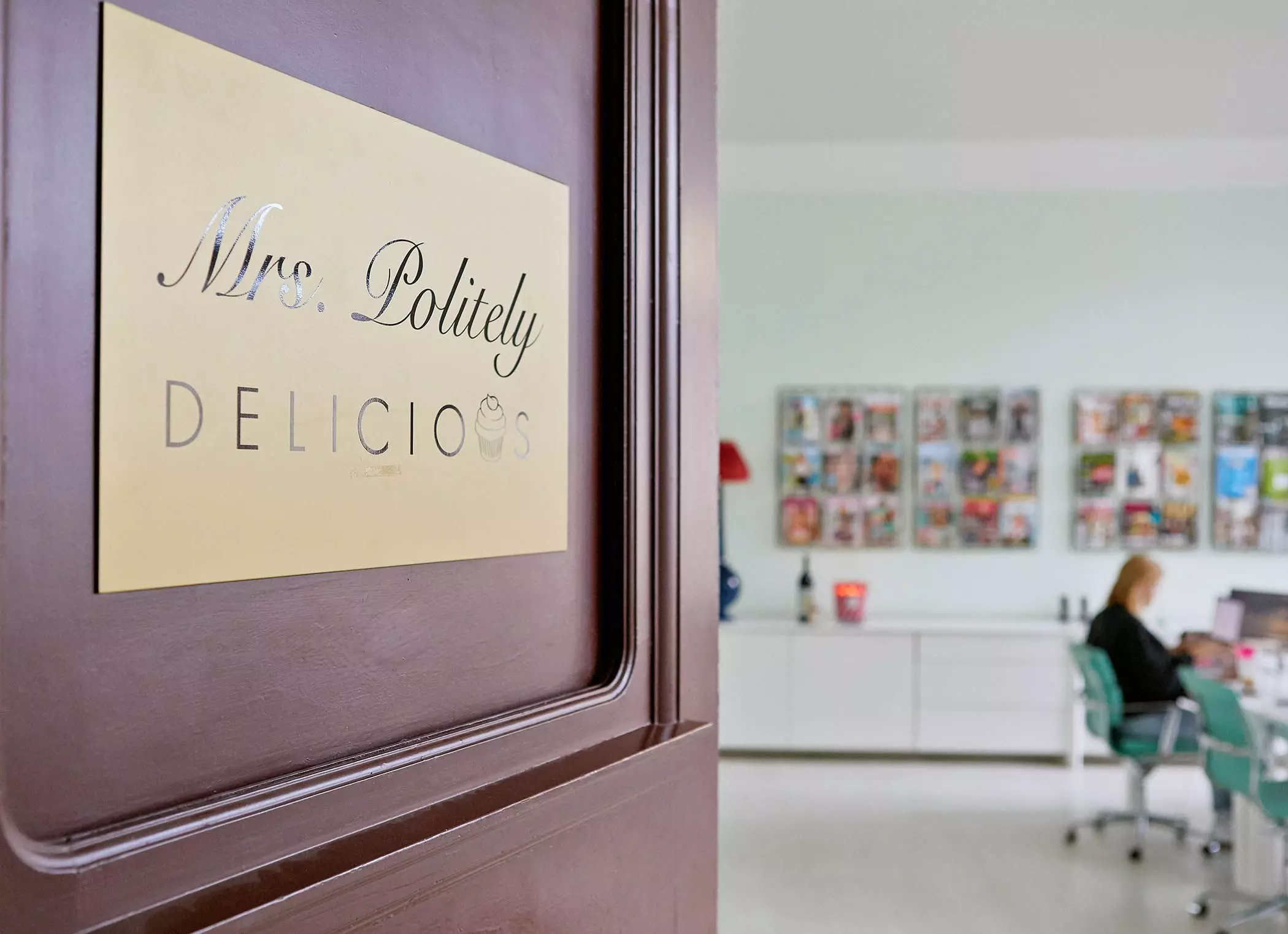 Mrs-Politely-Delicious_01