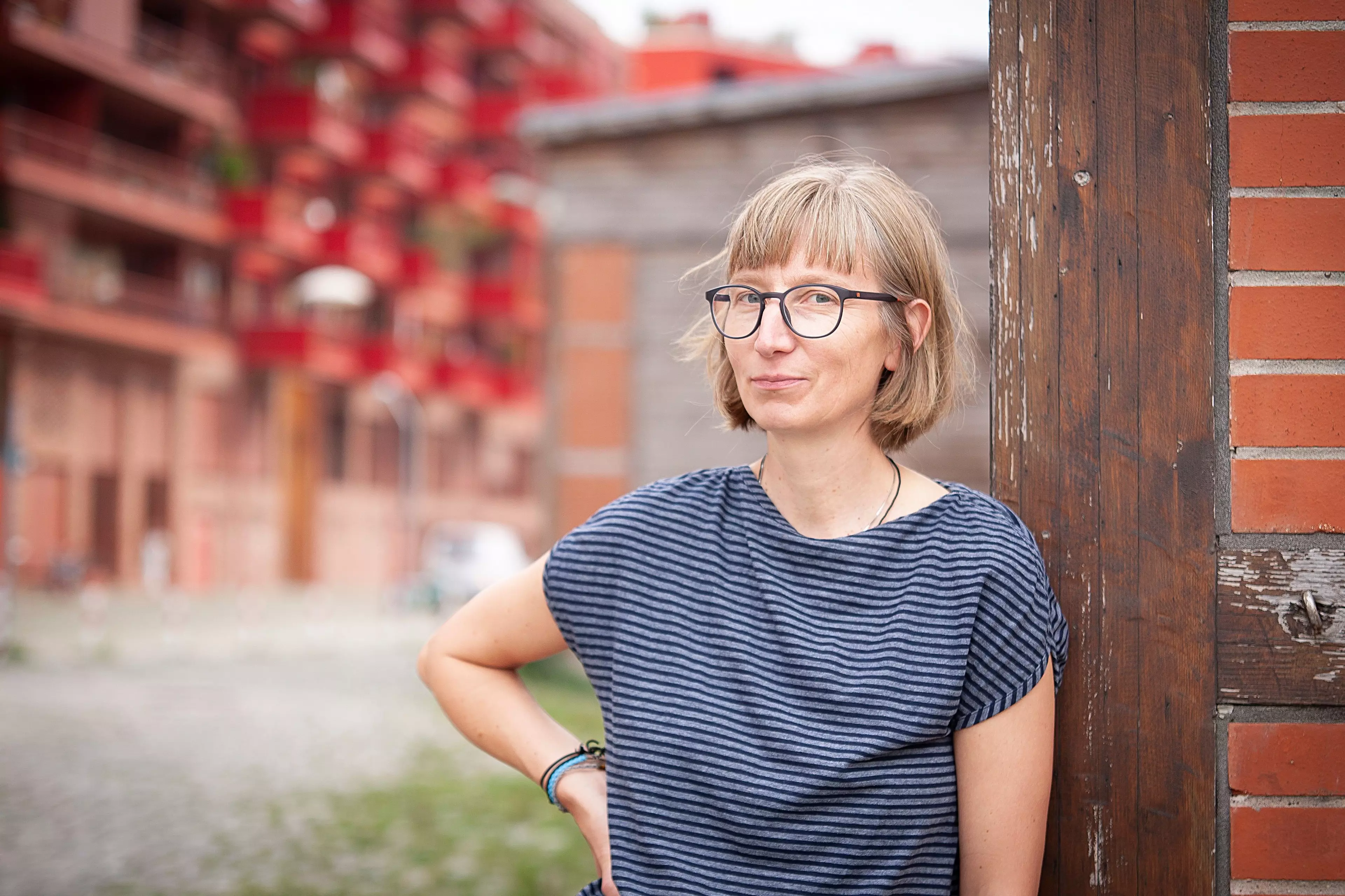 Sarah Trentzsch über emotionale Überlegenheit in Mutter-Tochter-Beziehungen