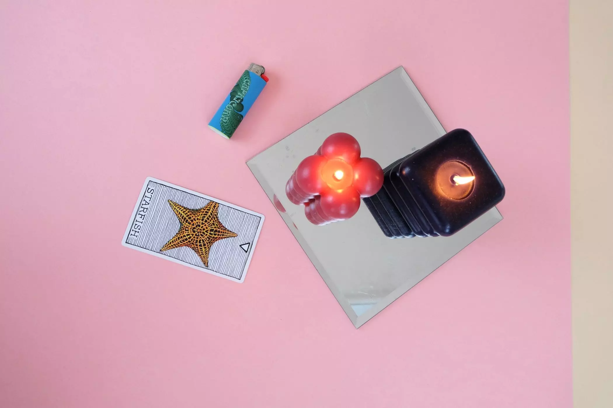 "Modern witchcraft" Essentials: Kerzen und Tarotkarten - femtastics