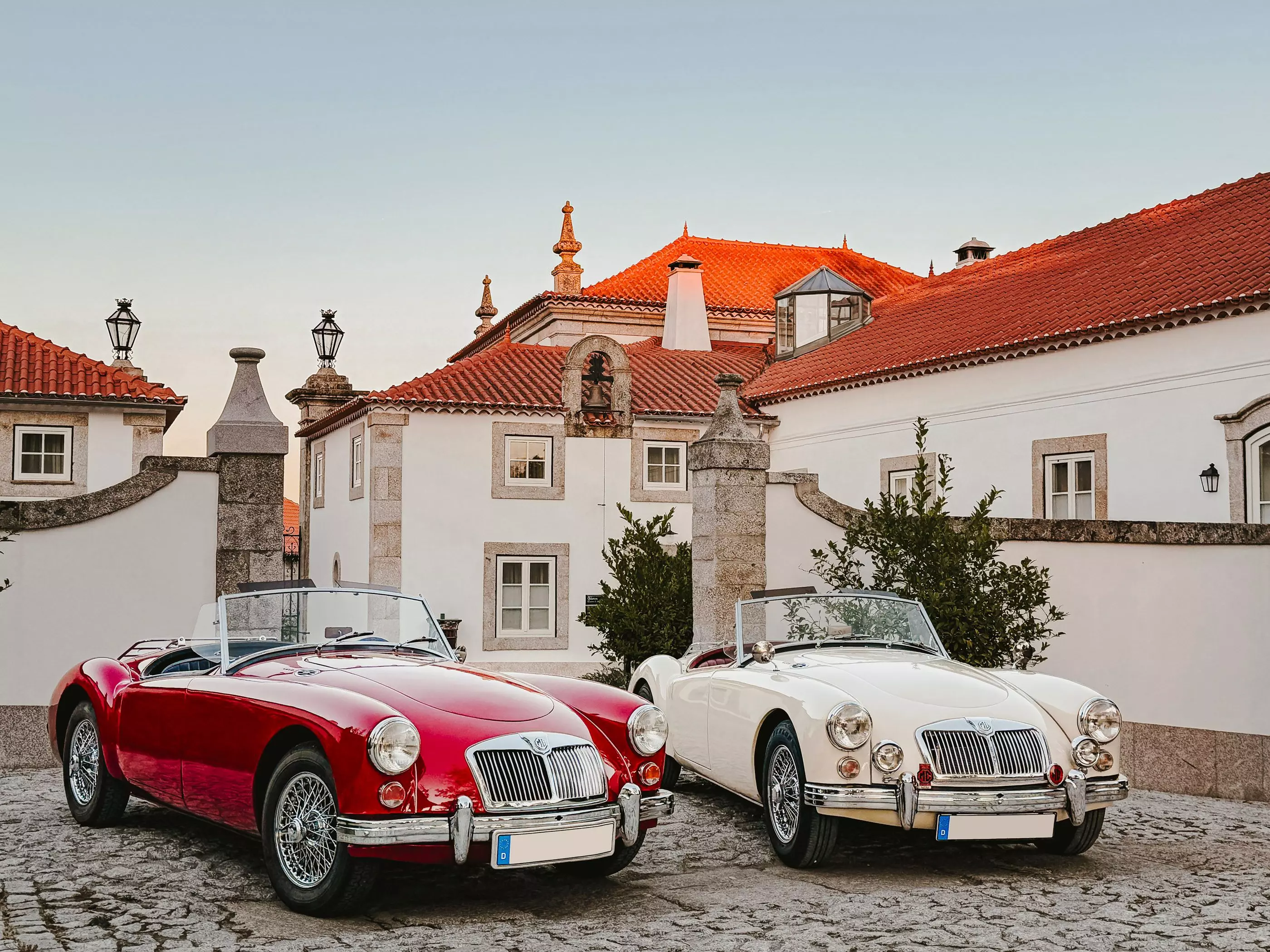 Vintage Tours Oldtimer vor Hotel