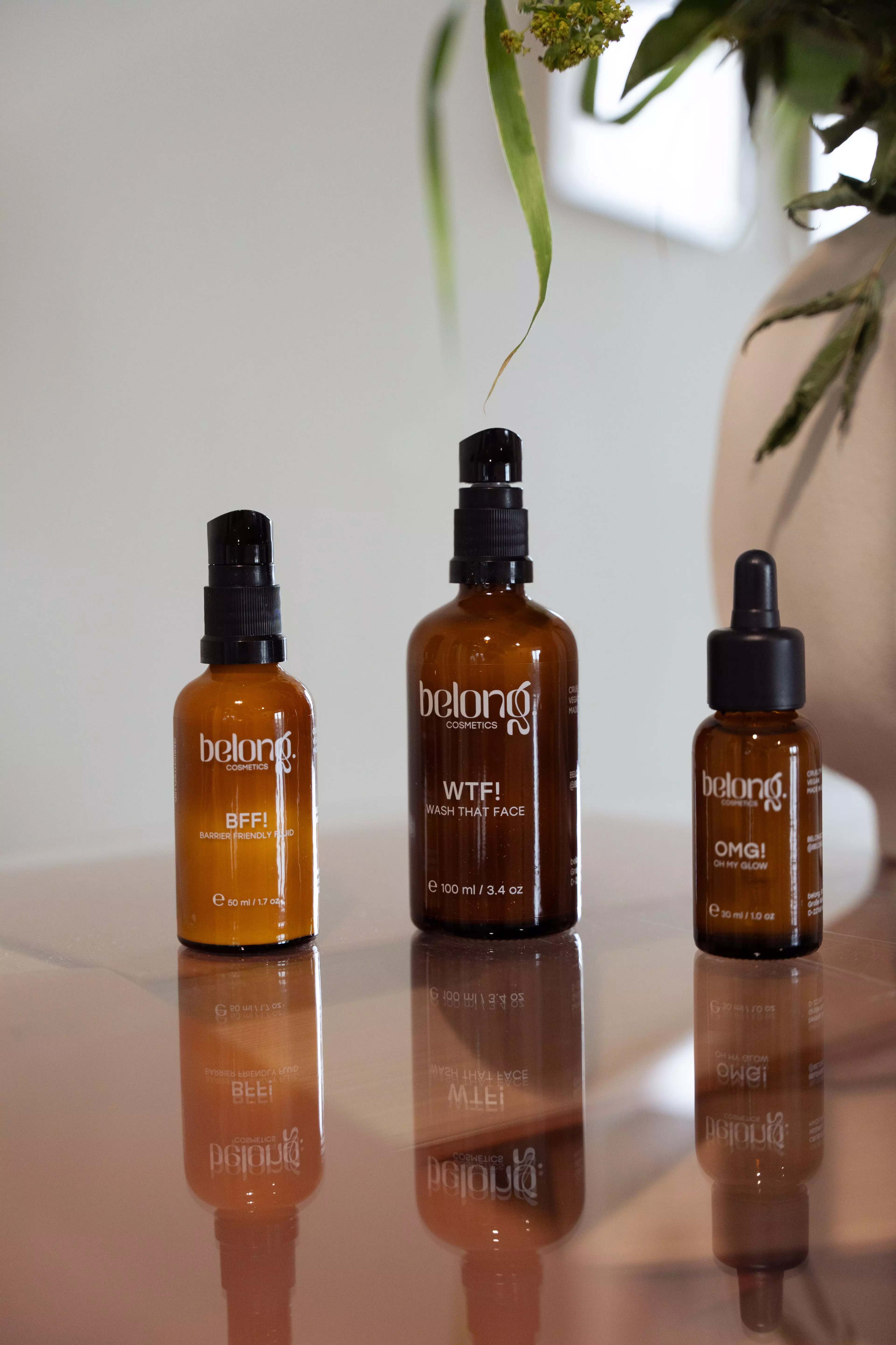 Besonders geeignet für therapiegeschaedigte und hochsensible Haut: Die Clean Skincare von belong. comsetics aus Hamburg.
