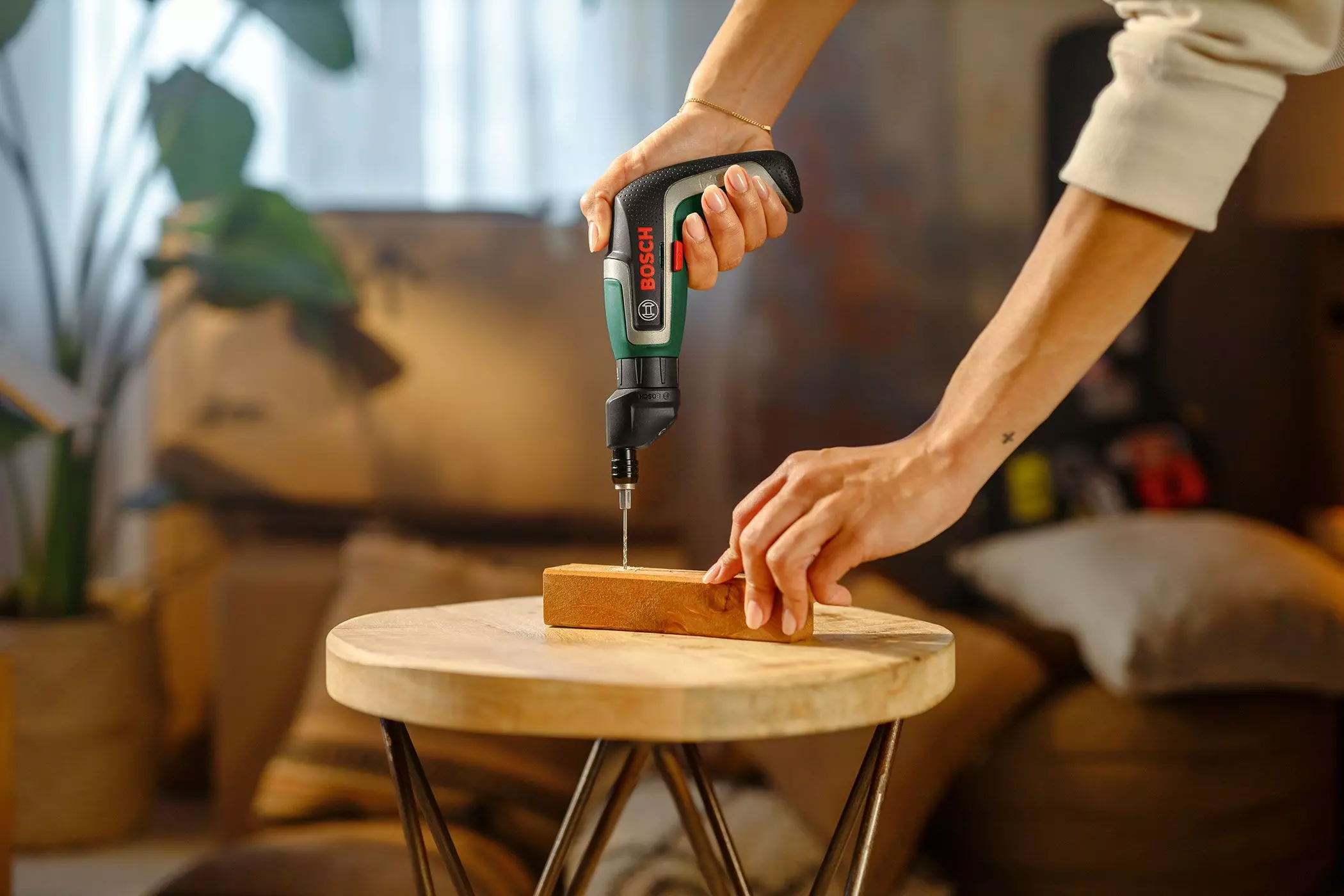 Bohren mit dem Bosch IXO 7 - femtastics