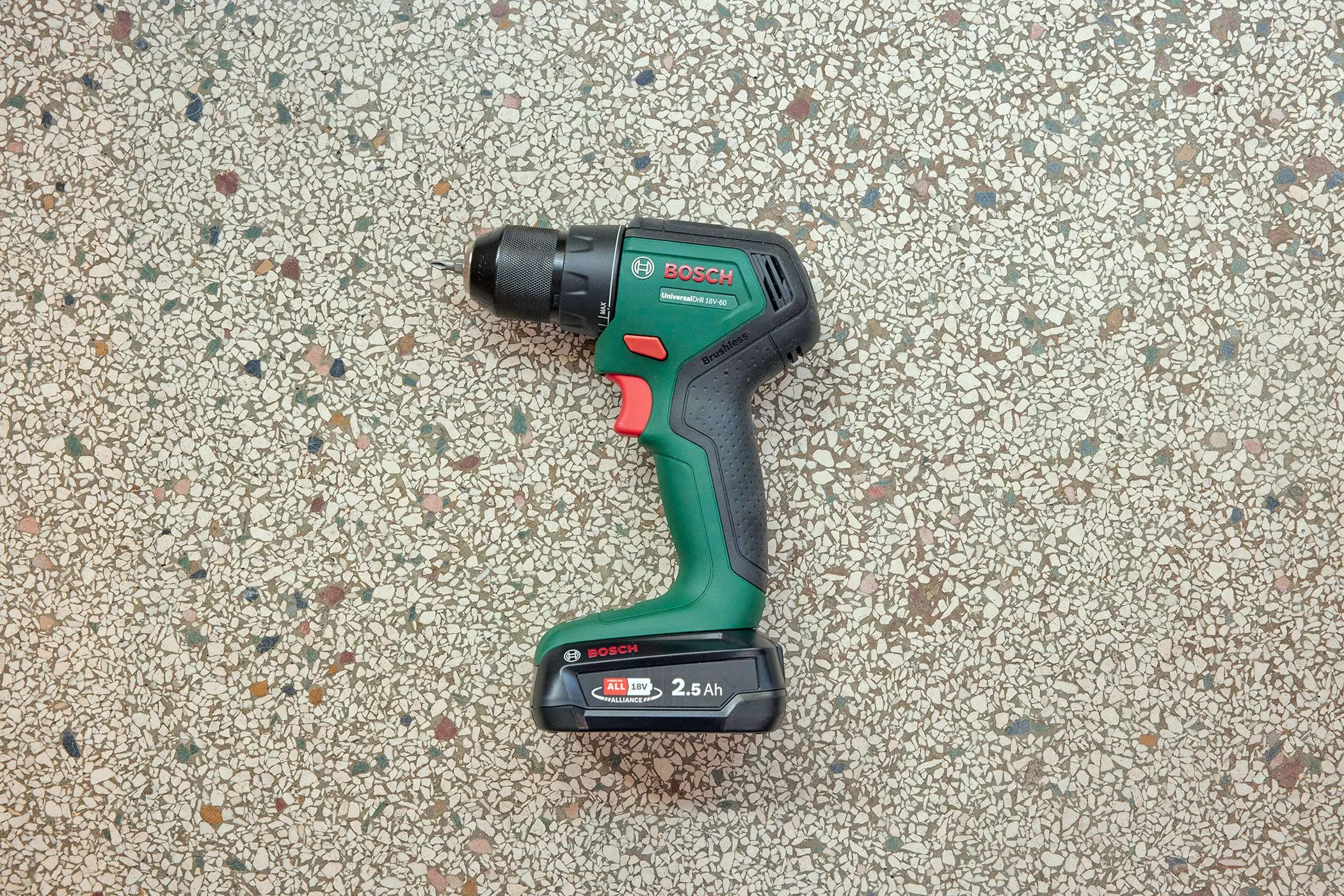 Bosch UniversalDrill - femtastics