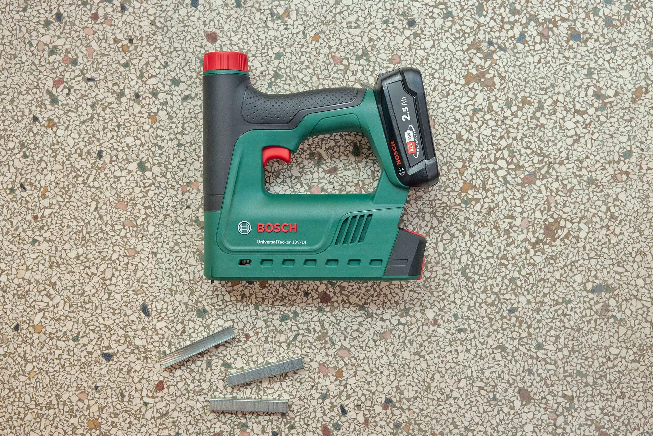 Bosch UniversalTacker – femtastics