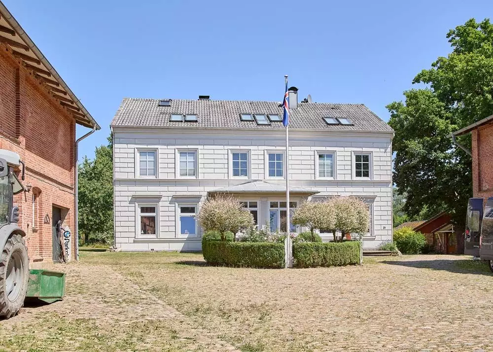 Eva Kaiser Torhaus Warnau Haus