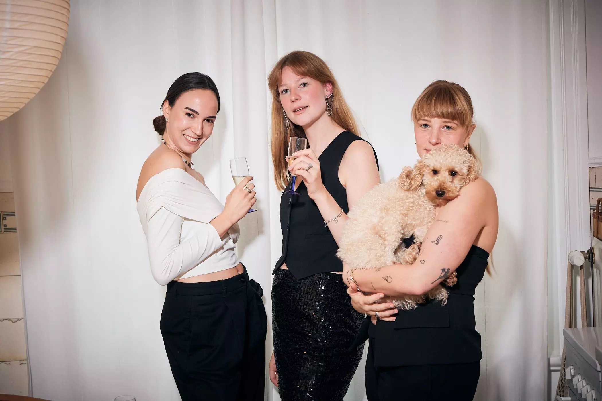 femtastics-Friendsgiving-Party