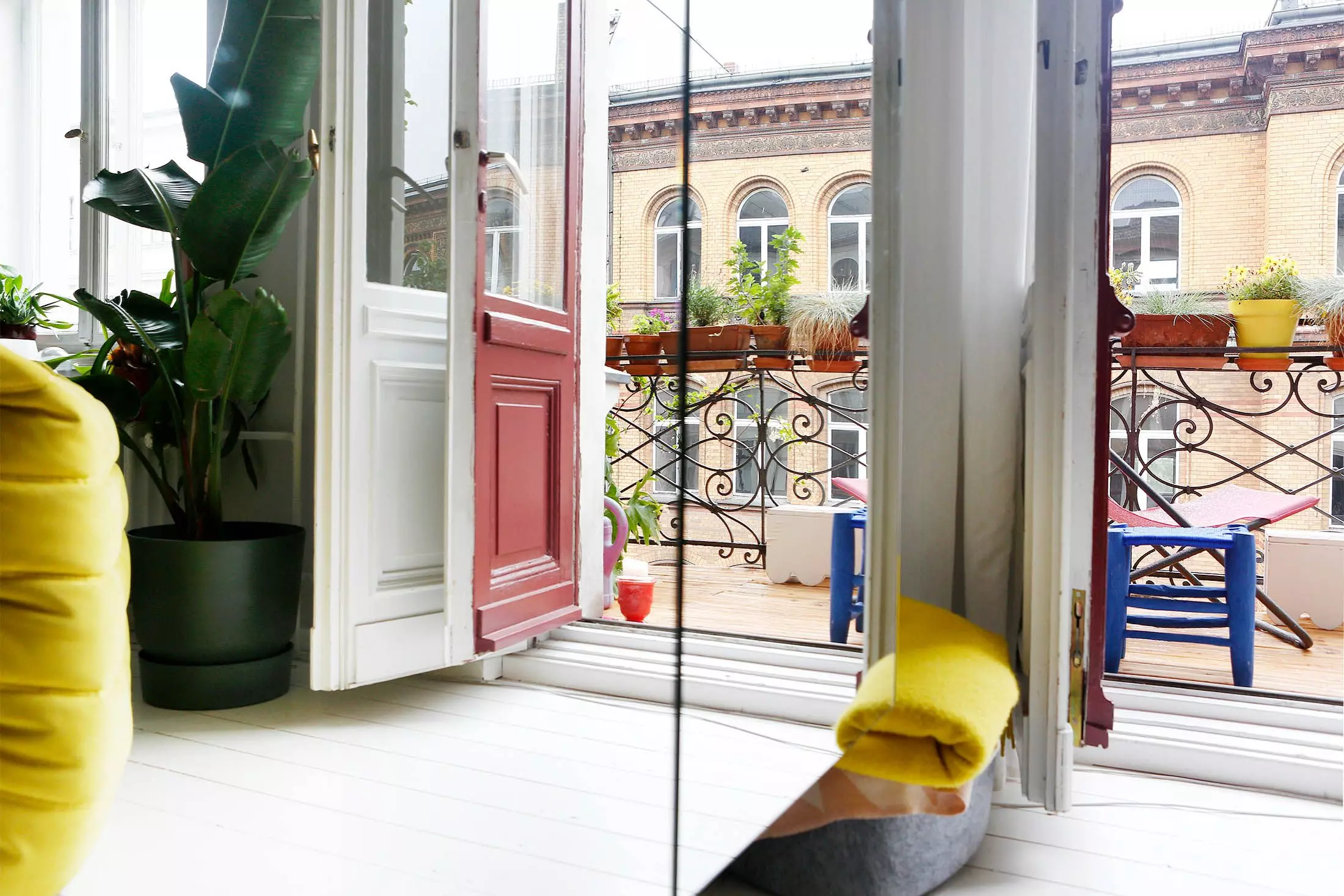 femtastics-Homestory-Altbau-Berlin-Jaell-und-Tofta