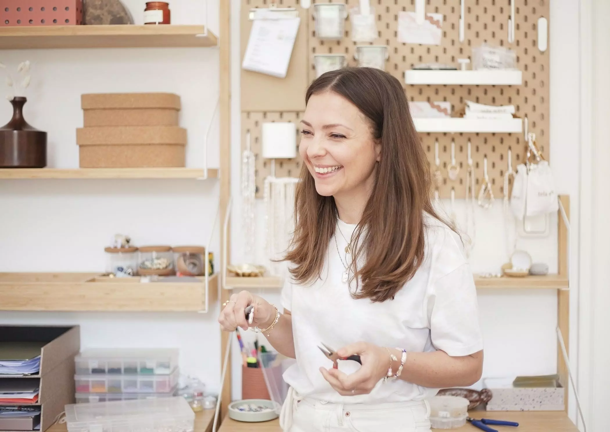 femtastics-Janine-Schenkl-Tela-Wave-Design