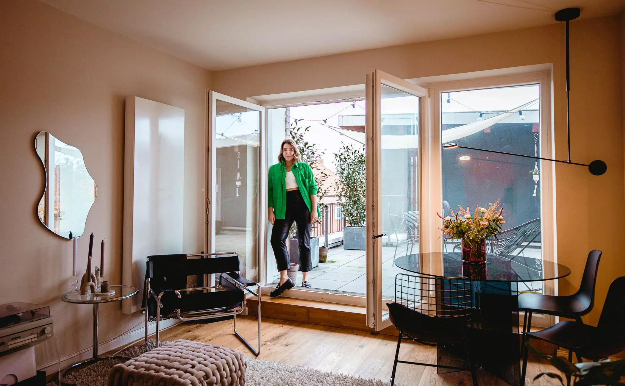 "Jan 'n June"-Mitgründerin Juliana Holzheimer in ihrem Zuhause in Hamburg - femtastics