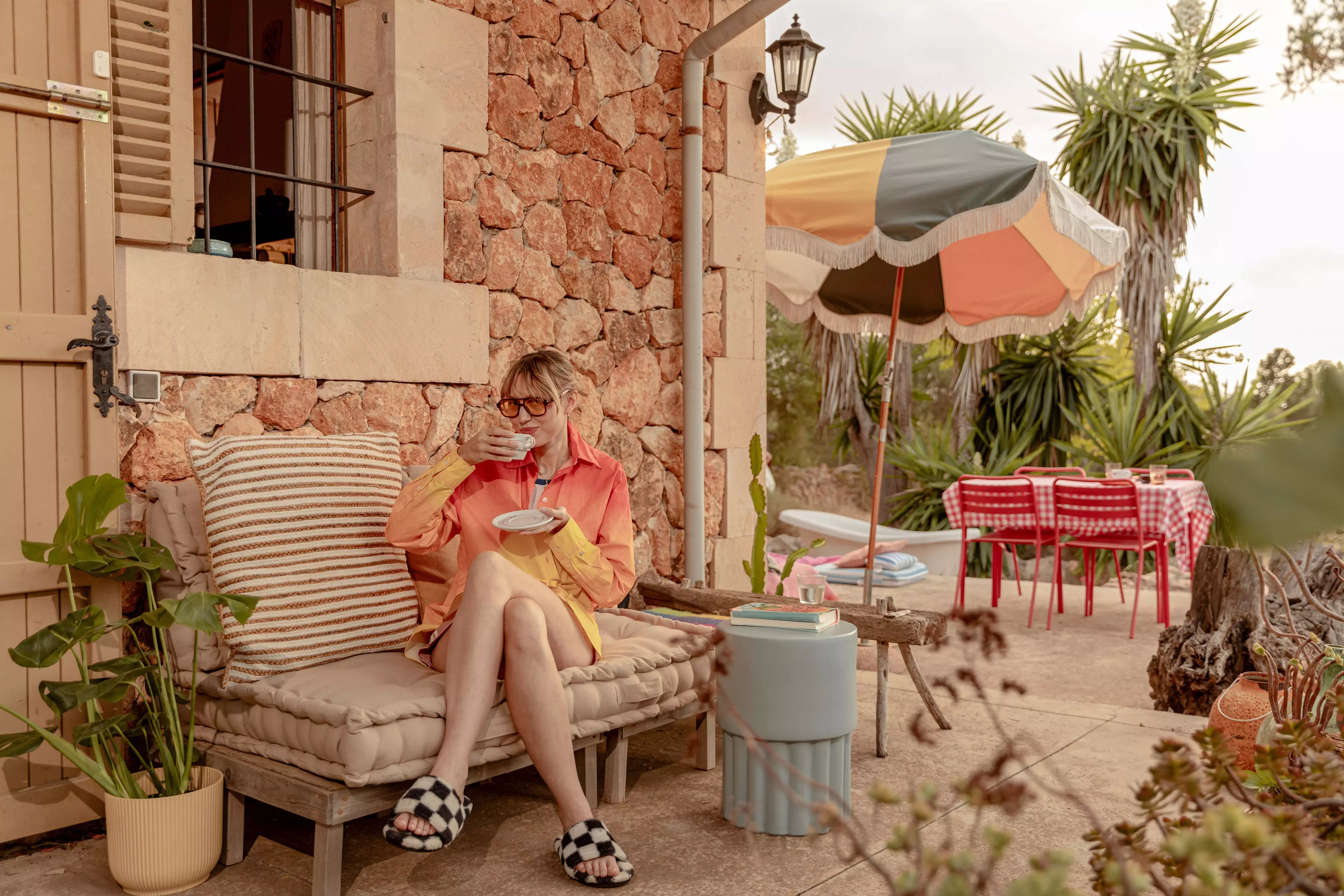 Juliette Mainx in ihrer Finca auf Mallorca