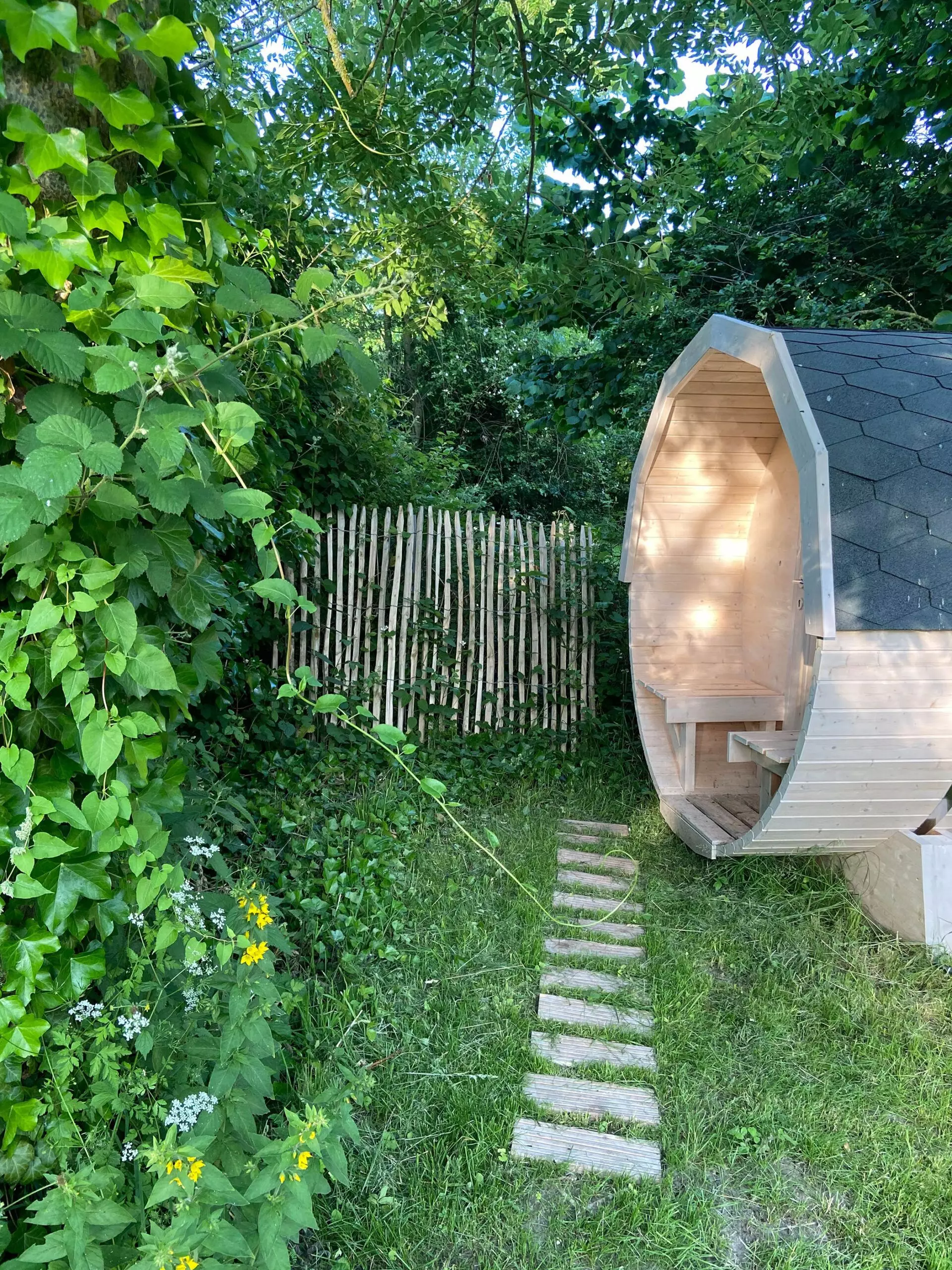 Sauna im Garten - femtastics