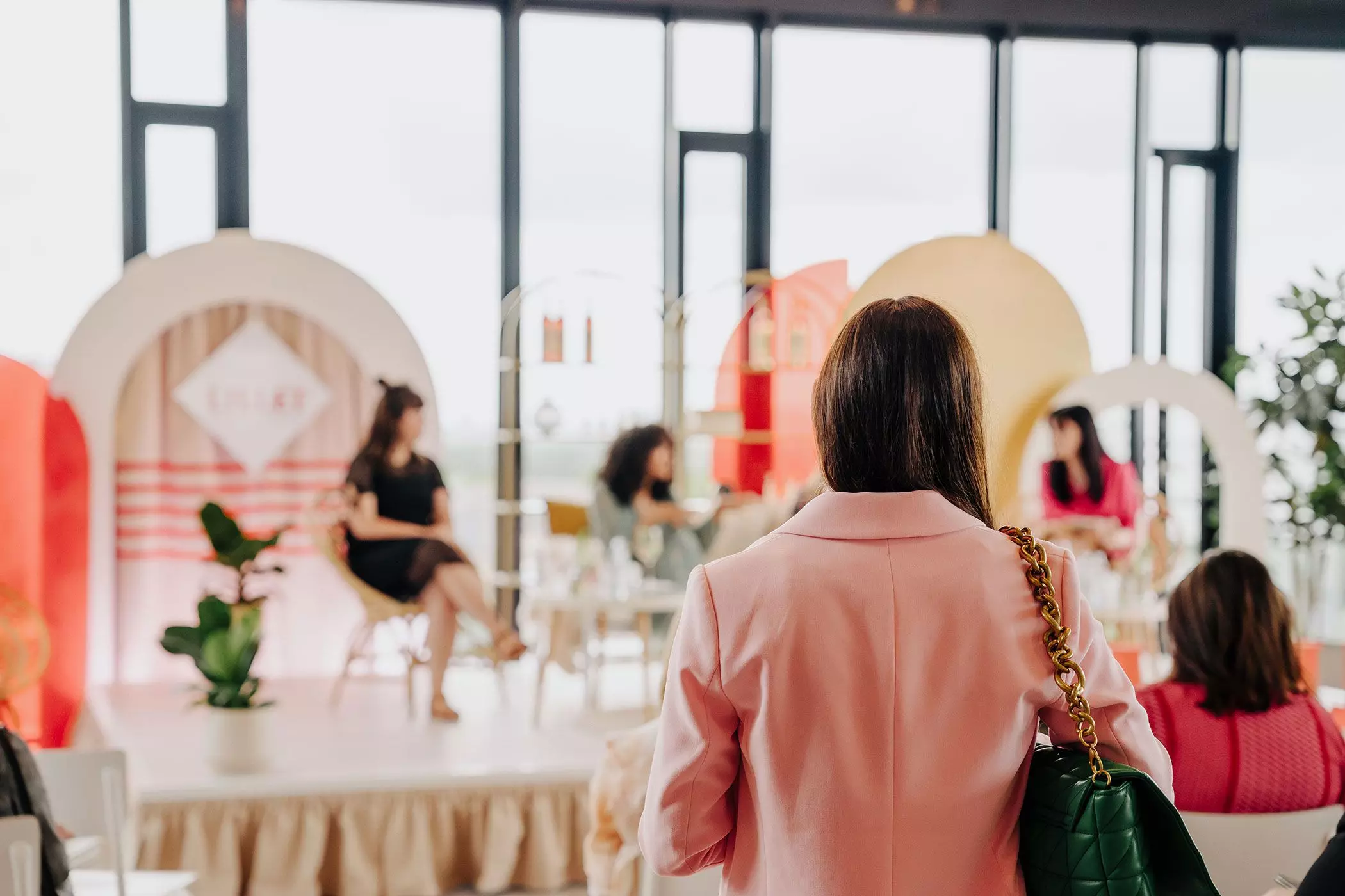 Zuschauerin bei Les Ateliers Lillet 2022 – femtastics