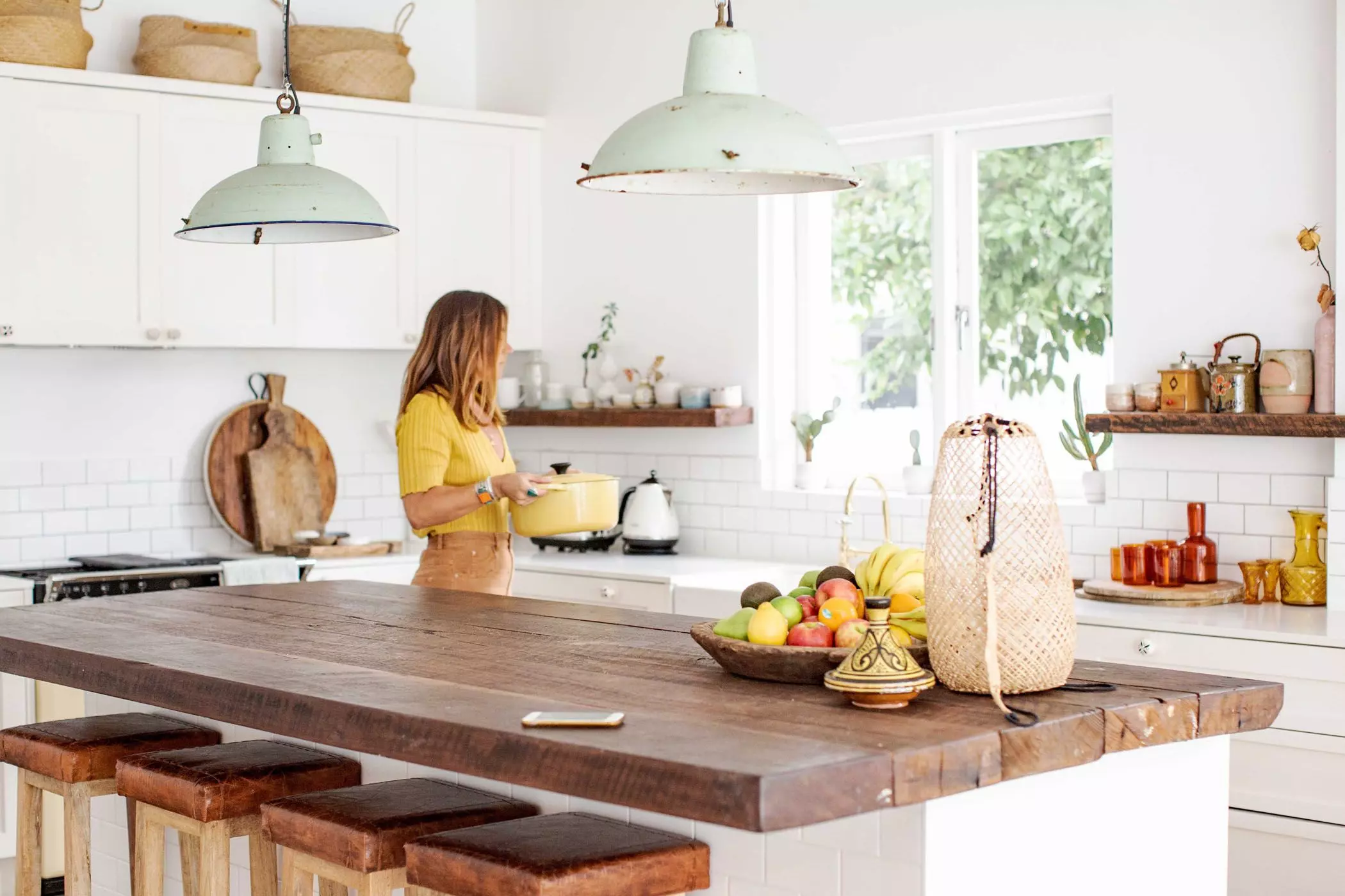femtastics-Loren-Morton-Commune-Bondi-Homestory