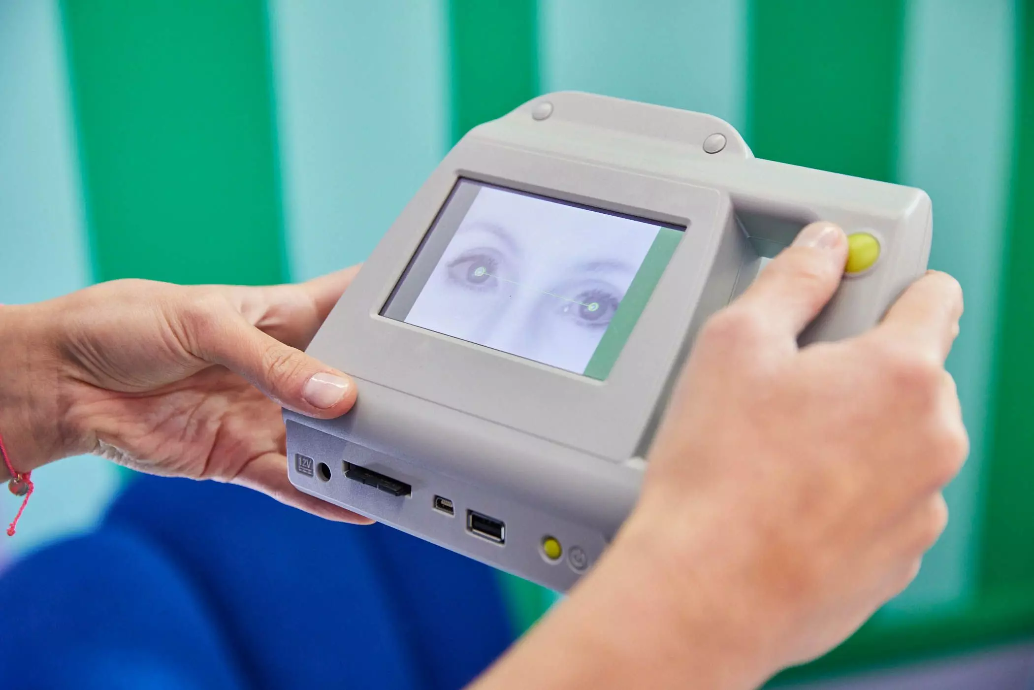 femtastics-Manti-Manti-Kinderbrillen-Augenanalyse