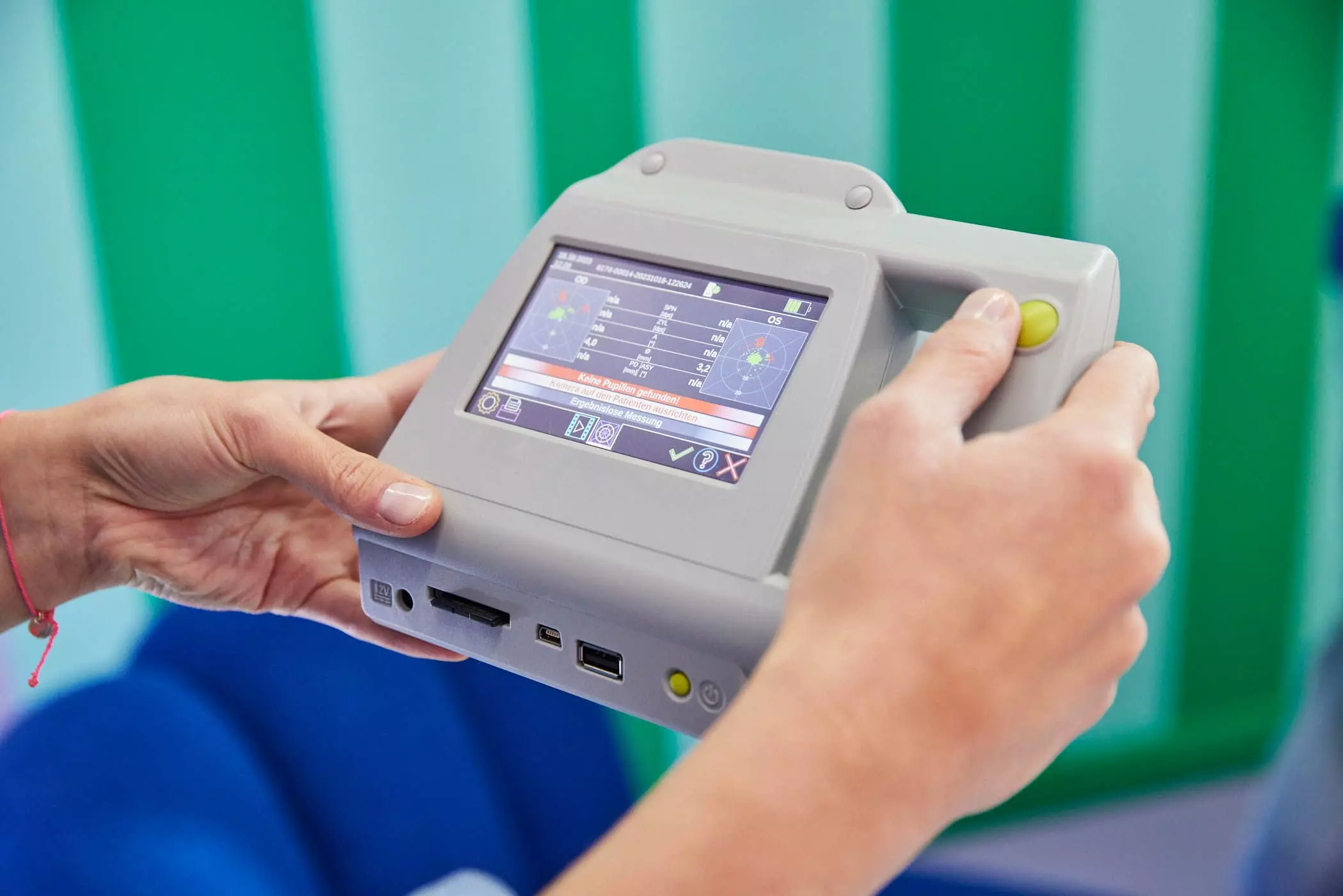 femtastics-Manti-Manti-Kinderbrillen-Optiker