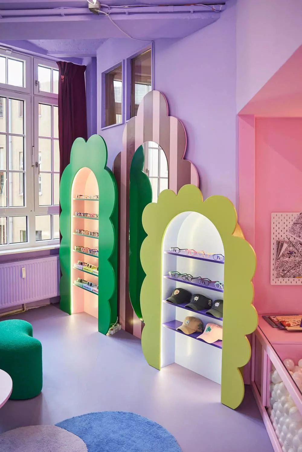 femtastics-Manti-Manti-Kinderbrillen-Showroom