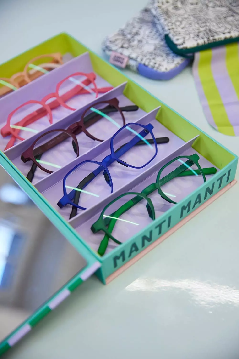 femtastics-Manti-Manti-schoene-Kinderbrillen