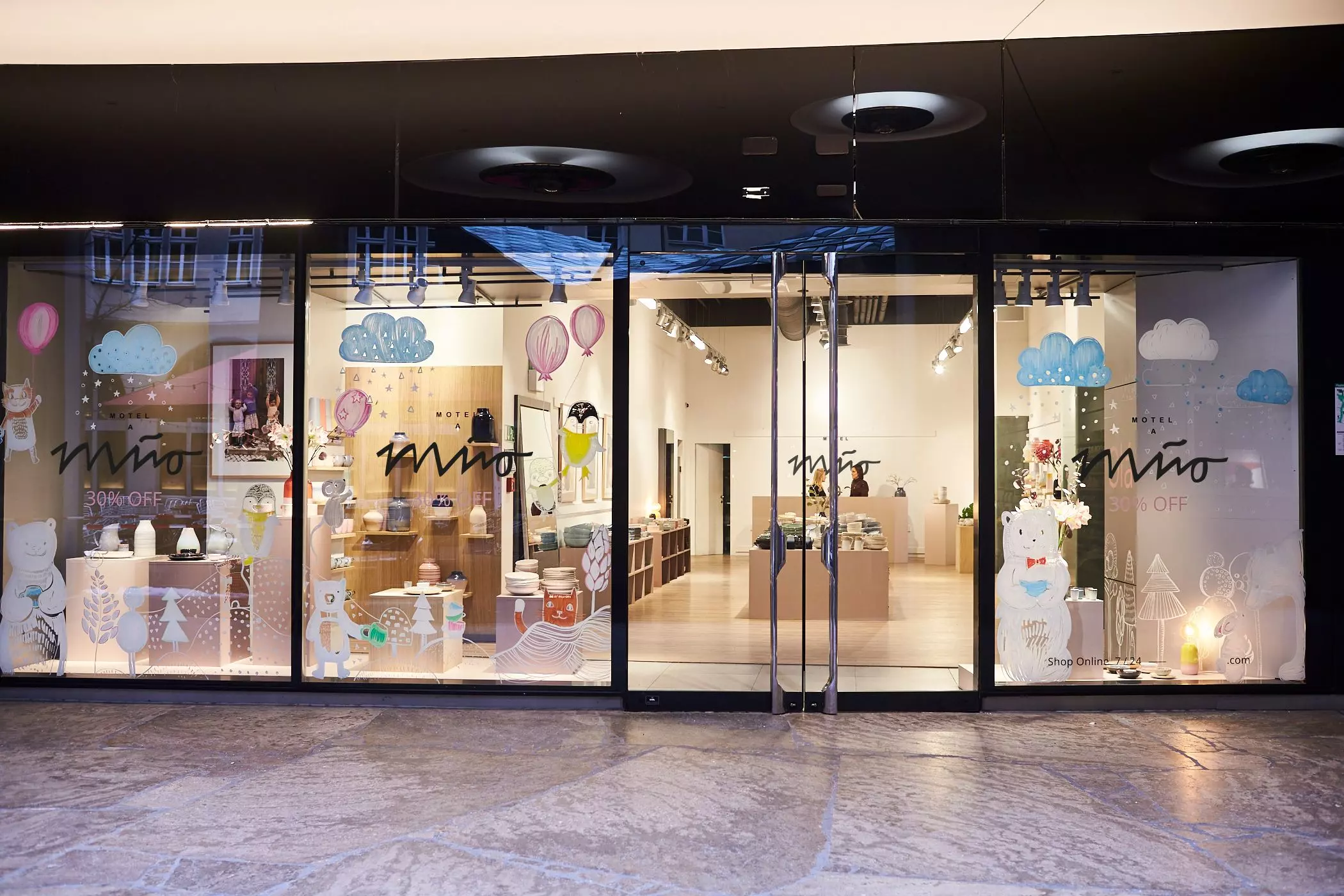 femtastics-Motel-a-Miio-Store